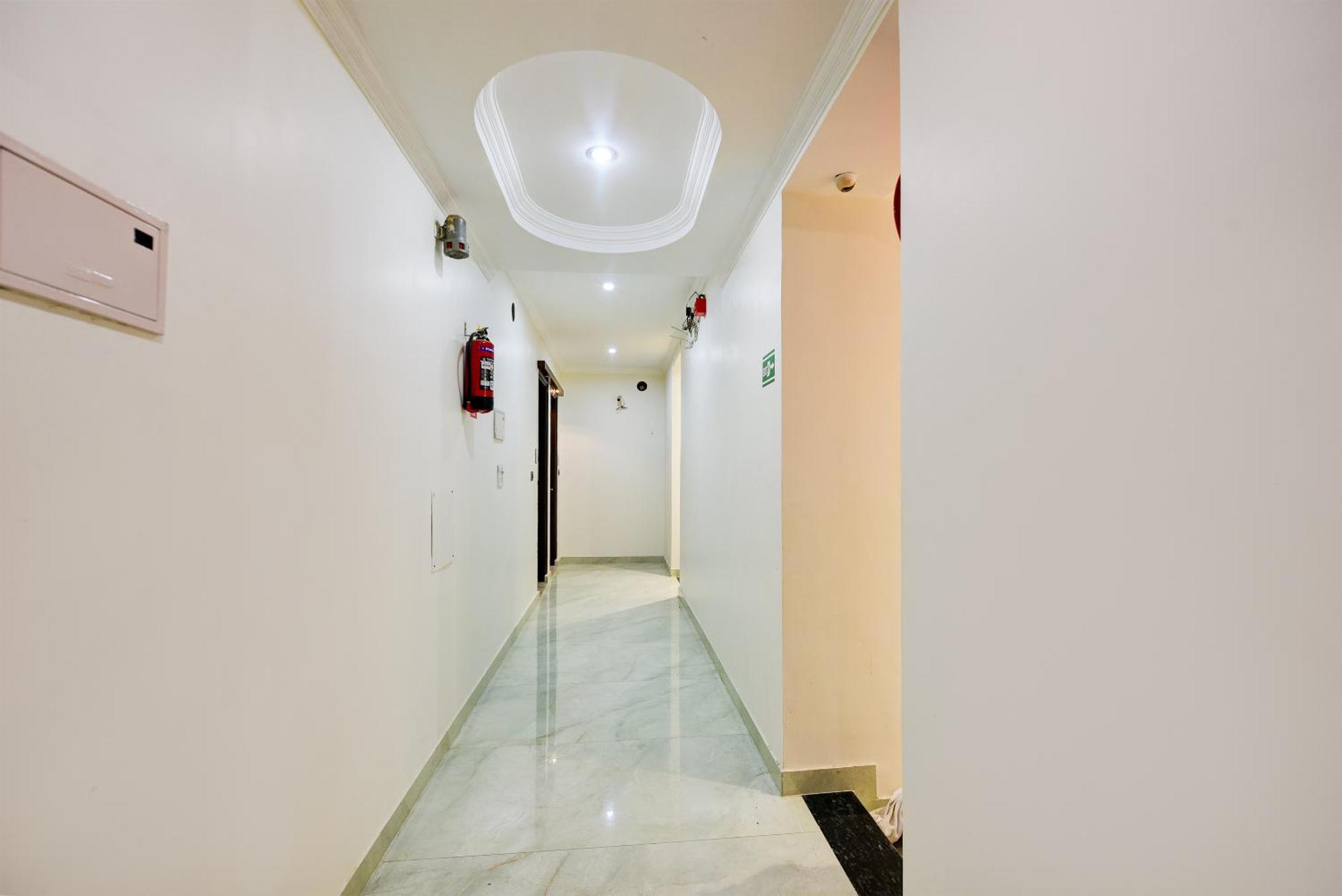 The Pearl Plaza In Centre - Near Railway Station Hotel 4*